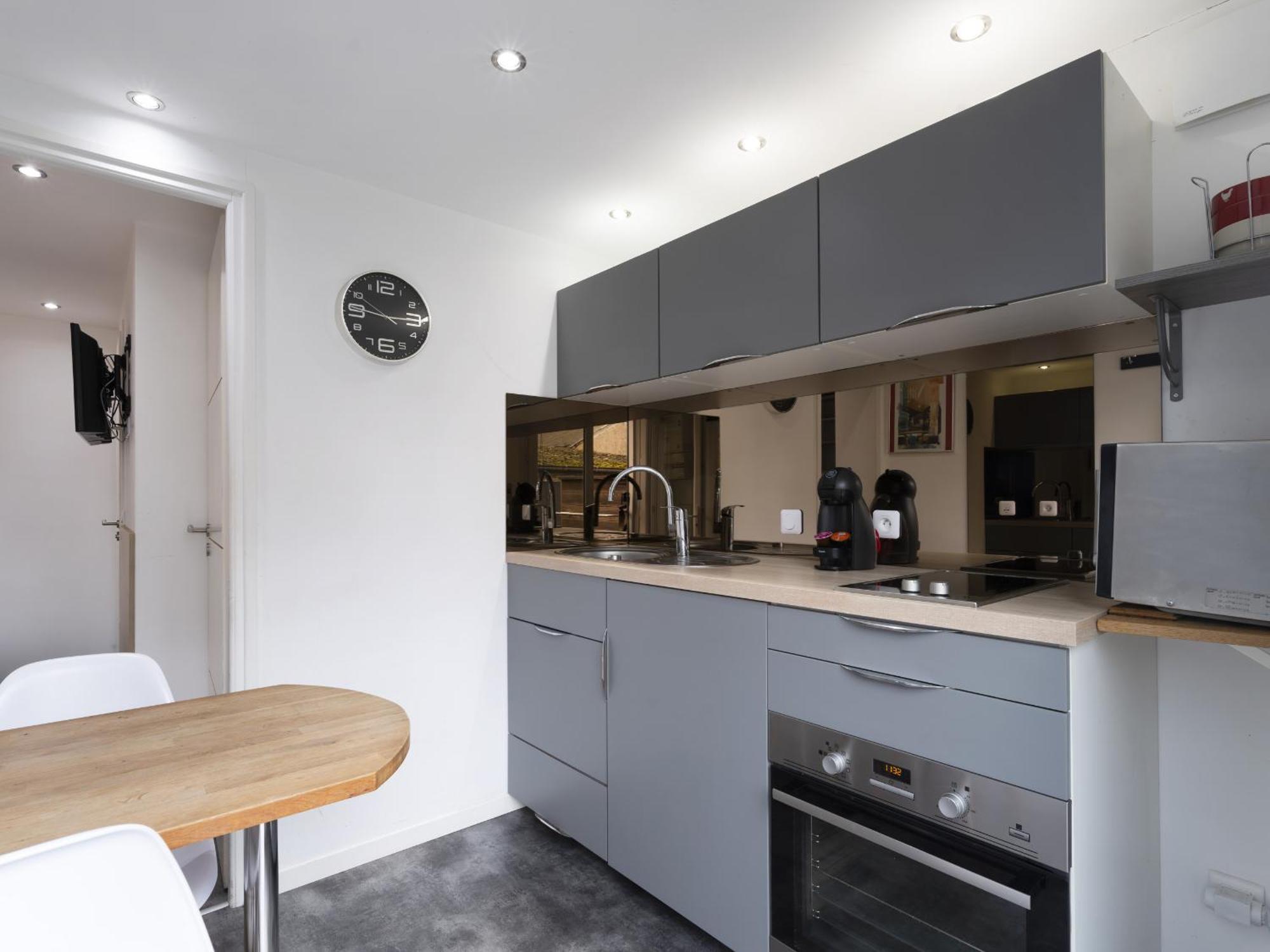 Louis Quartier Gare Apartment *